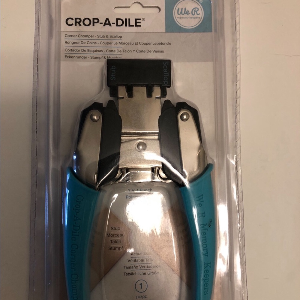 We R Memory Keepers Crop-A-Dile Corner Chomper